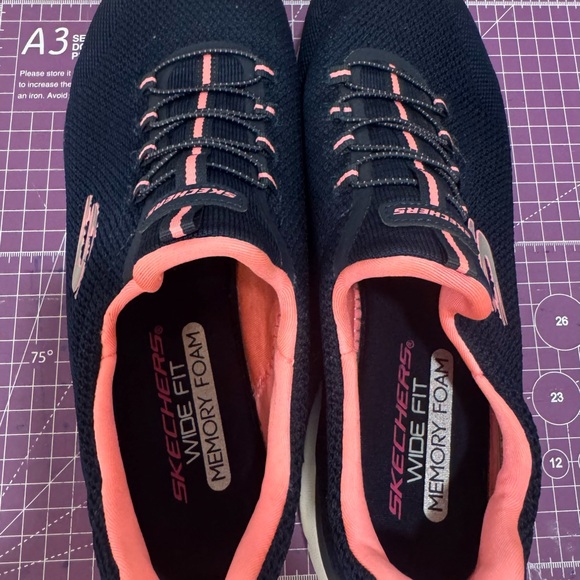 Skechers Women's Navy and Coral Sneakers - Picture 5 of 9